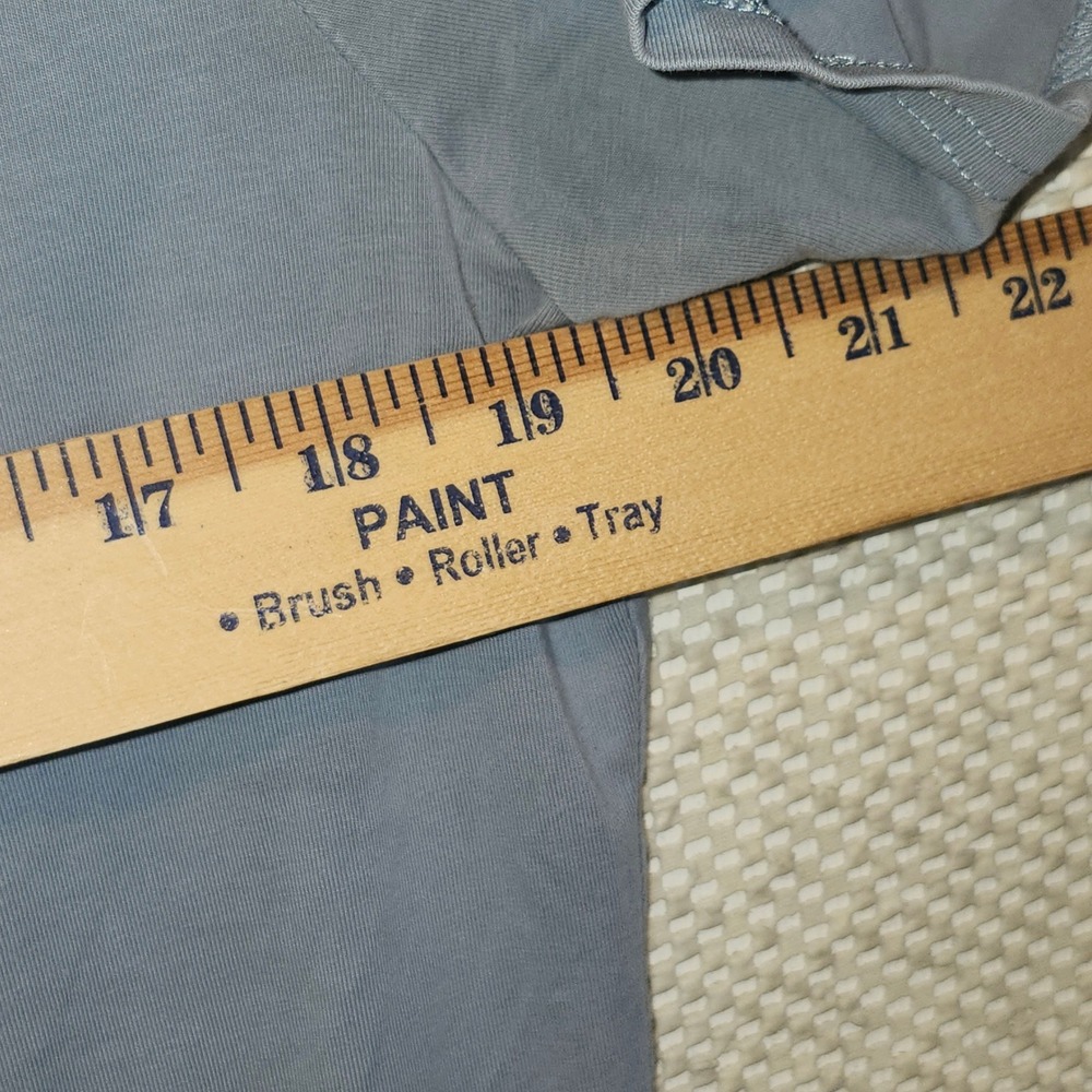 YoungLA Mens Model‎ 442 Perfect Tee Light Blue Grey Curved Hem Gym Shirt Size M - Picture 5 of 12